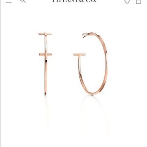 Tiffany wire T hoop earrings rose gold